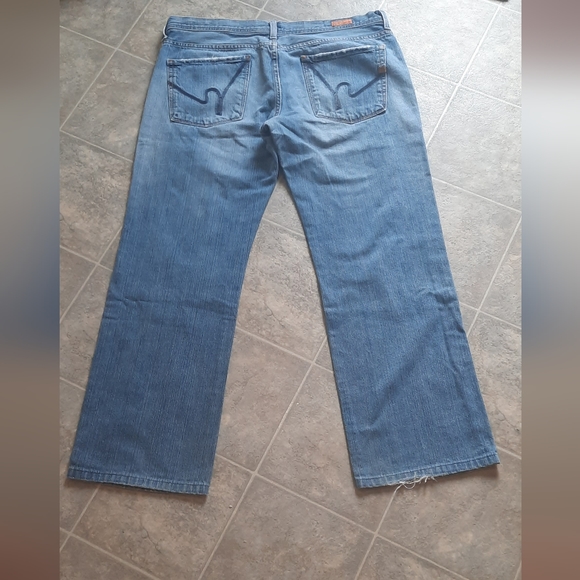 Citizen of humanity .size 36 color faded blue. - Picture 4 of 9